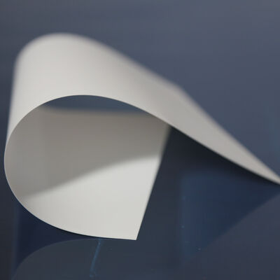 PET-filmbasis Blauwe transparante duurzame film geschikt voor industriële verpakkings- en druktoepassingen met een redelijke prijs